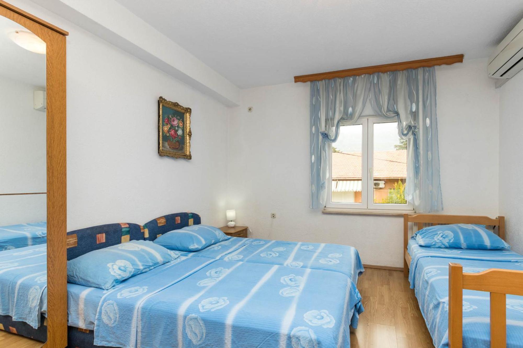 Apartments Cipetic Kaštela Eksteriør billede