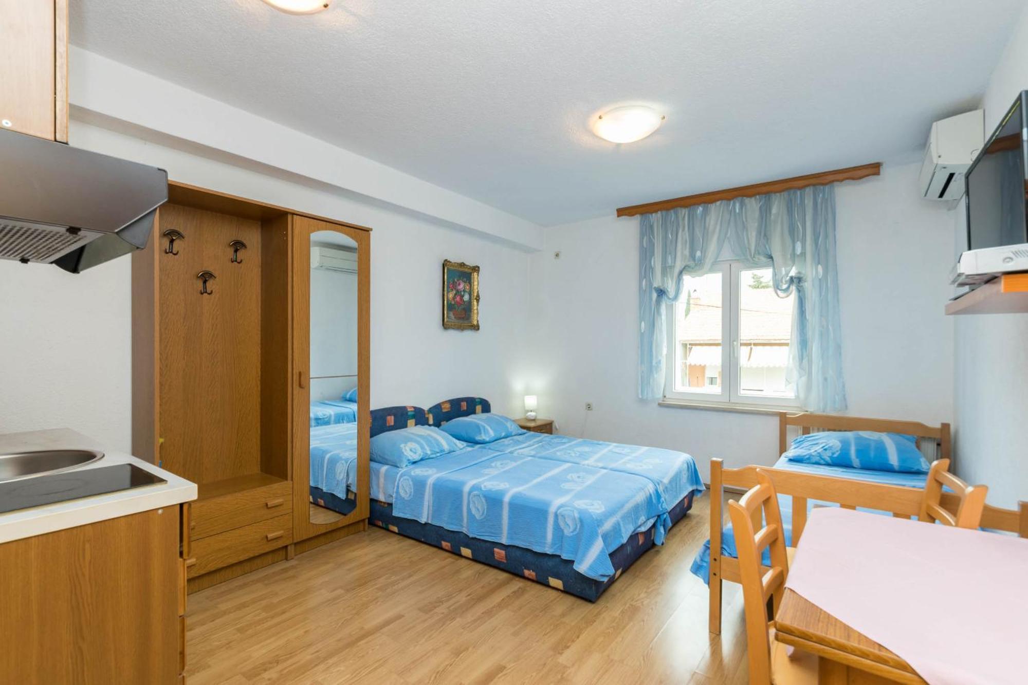 Apartments Cipetic Kaštela Eksteriør billede