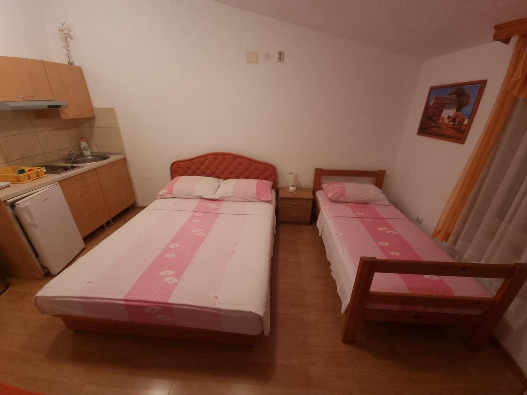 Apartments Cipetic Kaštela Eksteriør billede