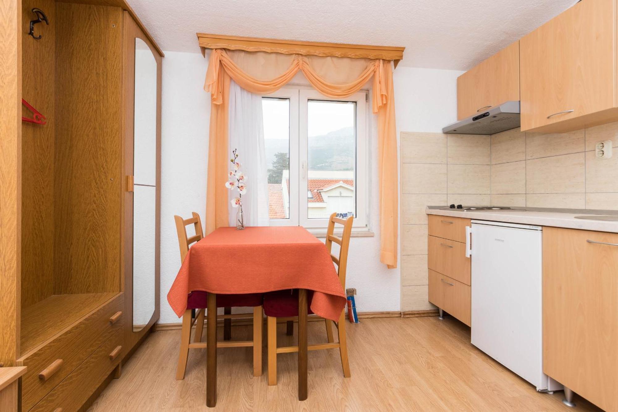 Apartments Cipetic Kaštela Eksteriør billede