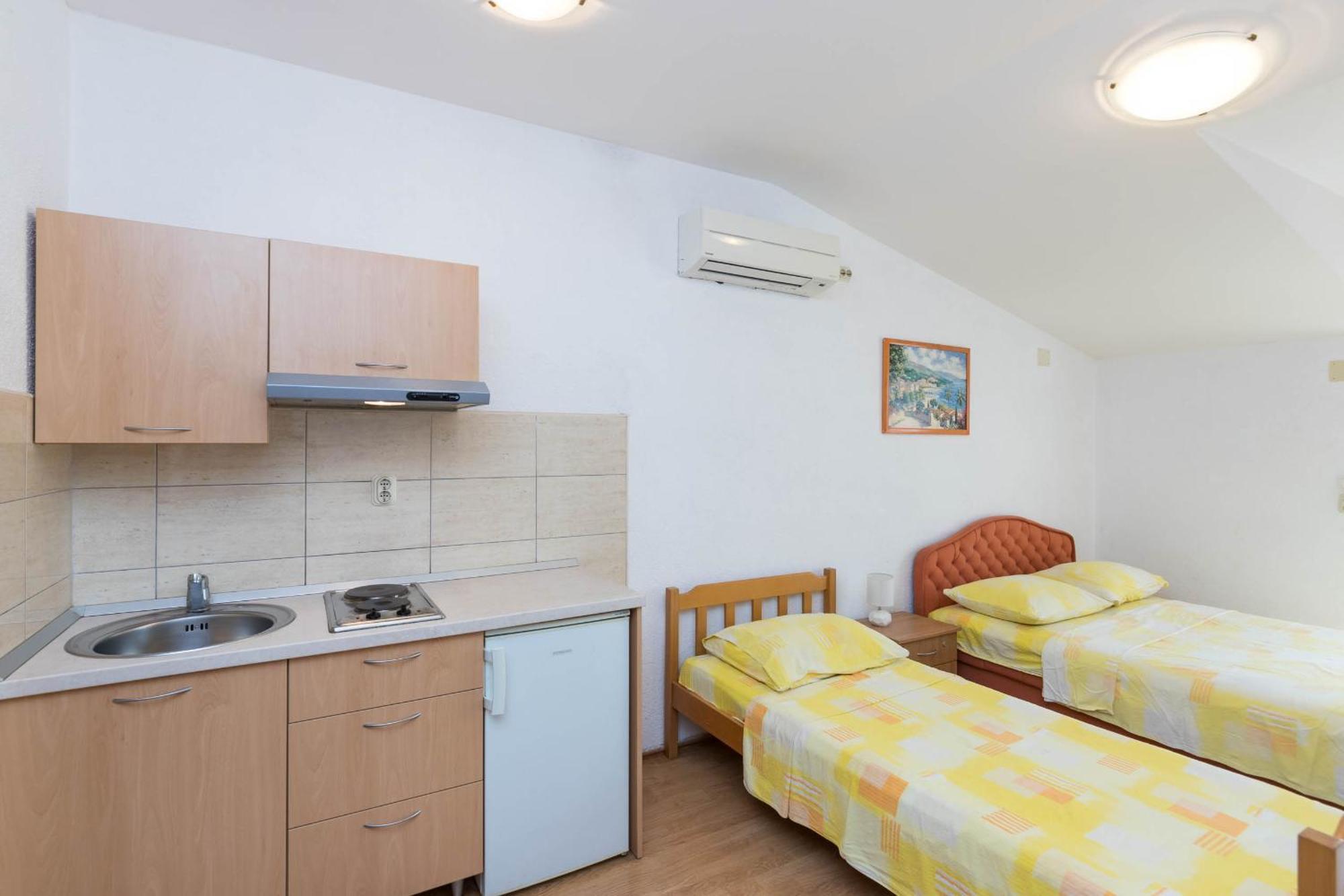 Apartments Cipetic Kaštela Eksteriør billede