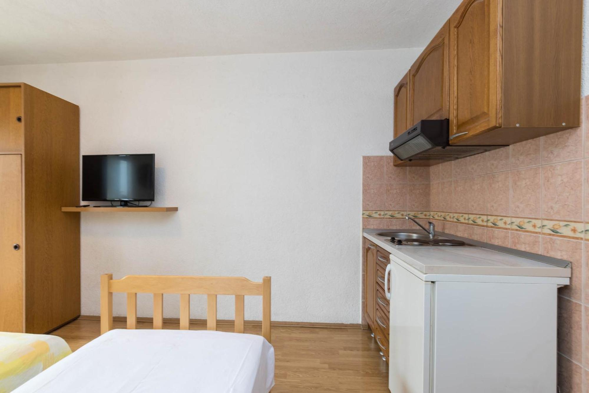 Apartments Cipetic Kaštela Eksteriør billede